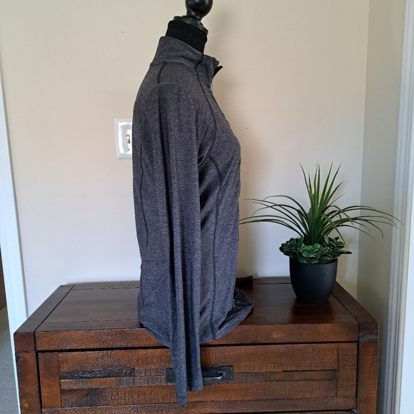 Tuff Athletics Zip Front Active Jacket Grey  Medium Activewear Top Long Sleeved - Picture 4 of 15